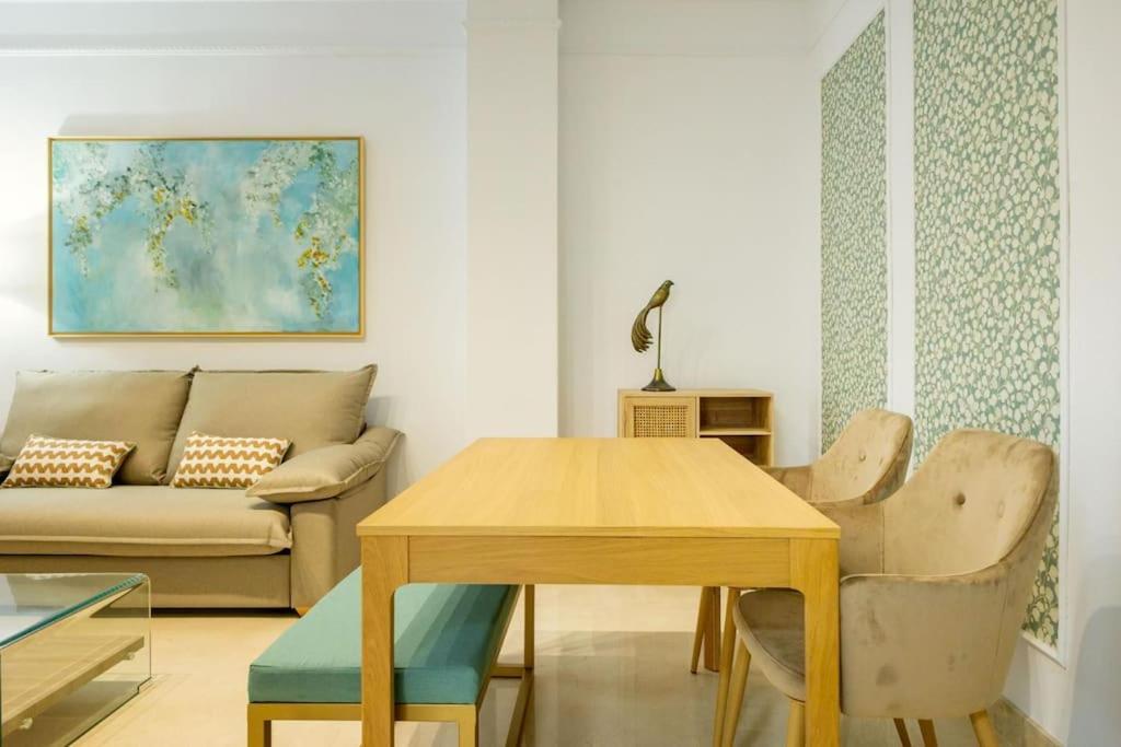 Imperial Central Suite By Valcambre Sevilla Exteriör bild