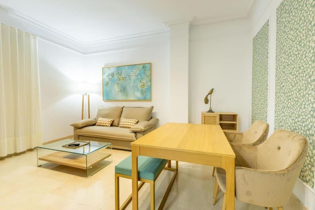 Imperial Central Suite By Valcambre Sevilla Exteriör bild